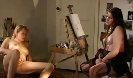 वेब कैमरा के रानी चटर्जी की सेक्सी मूवी सामने एक टोपी के साथ पानी जवान औरत